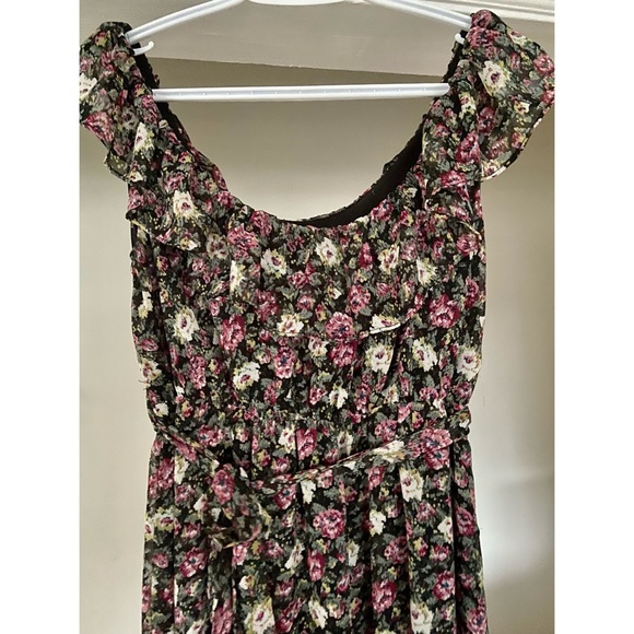 Frilly Floral Mini Dress - Picture 7 of 7